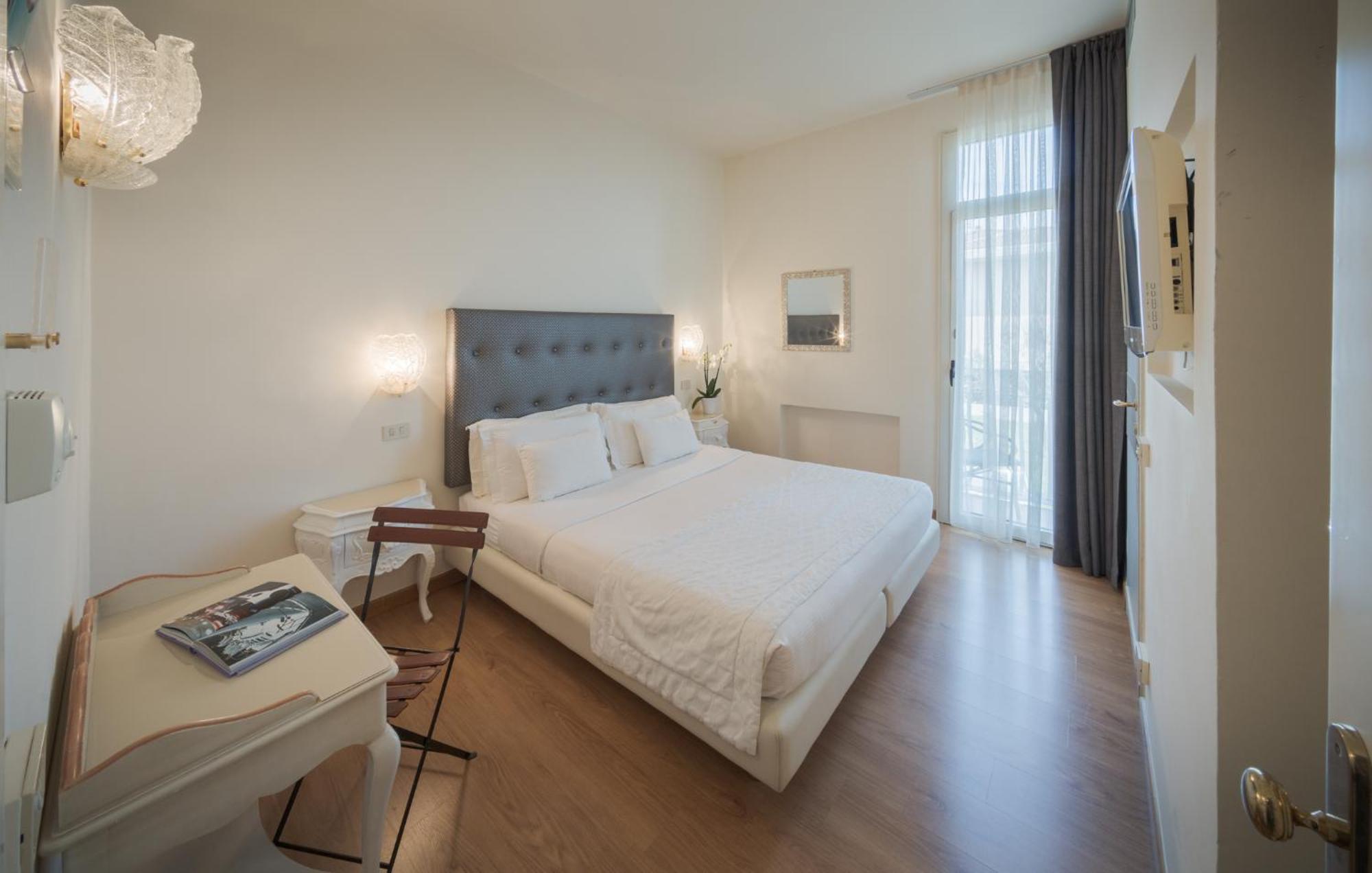 Hotel Olivi & Natural 4*