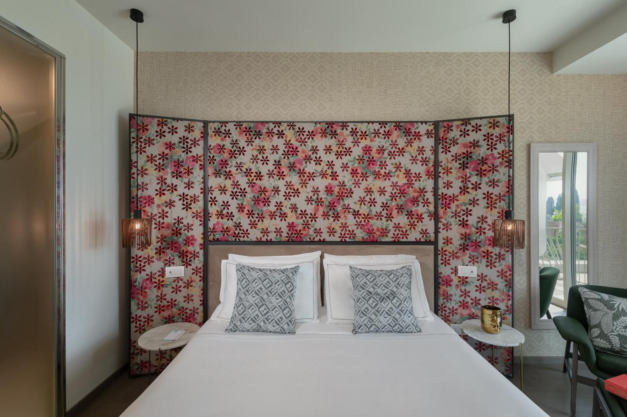Olivi & Natural Hotel 4*